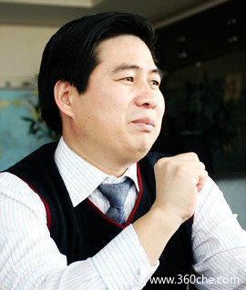 大运汽车集团董事长 远勤山高清图片