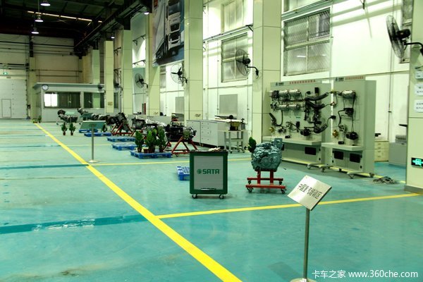 技能大比拼 重汽电气服务技能比武大赛