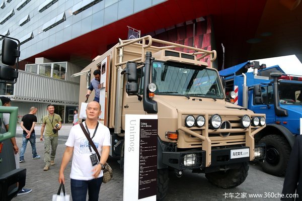 国内首家奔驰授权特种车经销商深圳开业