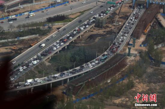 2014年收费公路统计 主线收费站1665个