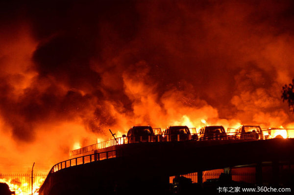 面對爆炸如何自救 卡車司機必備小常識