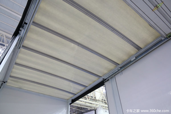 武漢車展：常熟申毅首推城市甩箱運(yùn)輸車
