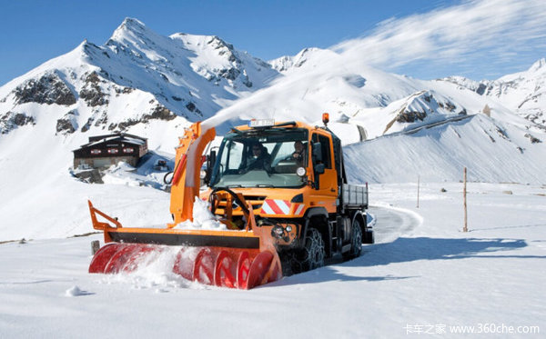冰雪無(wú)情車(chē)有情！雪地中也有強(qiáng)力戰(zhàn)斗機(jī)