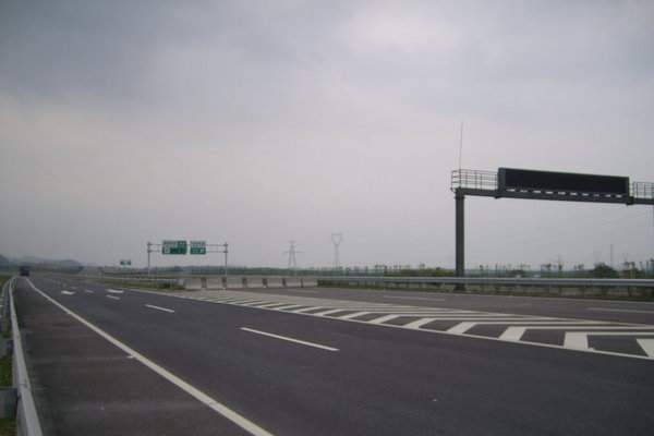 全程两个半小时 通梅高速11月底将开通