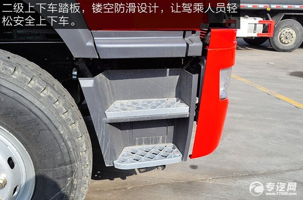 外型強悍解放新悍威8x2油罐車(chē)外觀(guān)評測