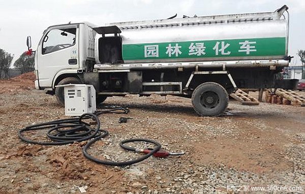 挂羊头卖狗肉 流动加油车实为定时炸弹