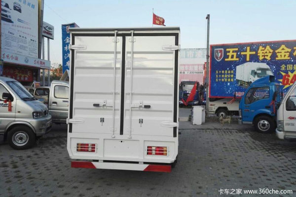 双节同庆 深圳金杯领骐轻卡降4千送彩电