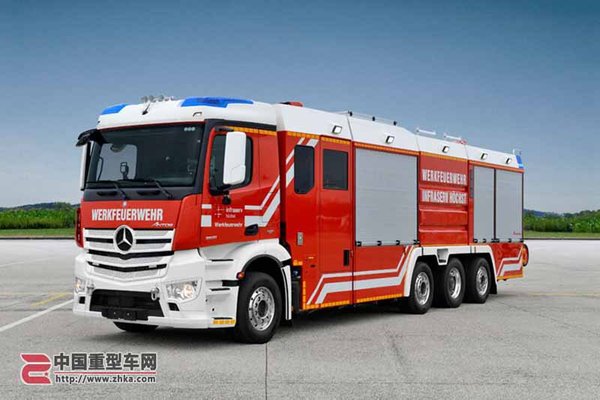 奔驰Antos底盘 卢森堡亚三剂联用消防车