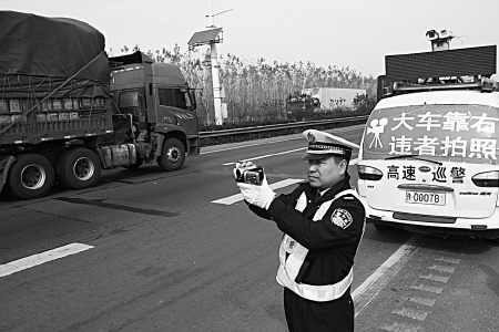 黑龍江交警部門放大招 交通違法代價高