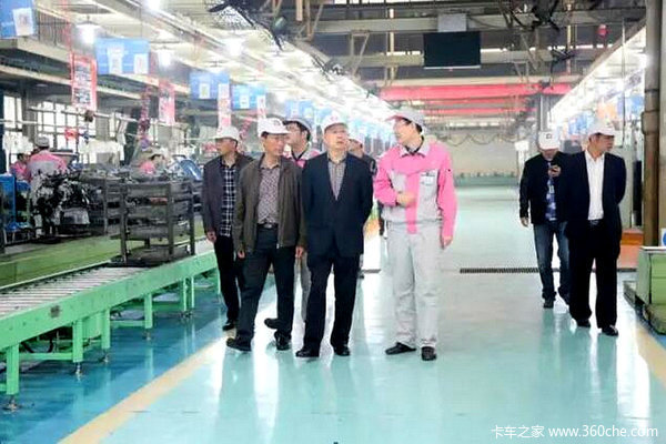 讓城市更美麗 慶鈴攜手聚力發(fā)力吸塵車