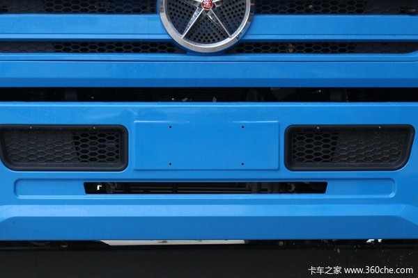 車牌不按規(guī)定安裝螺絲的 將會被扣12分