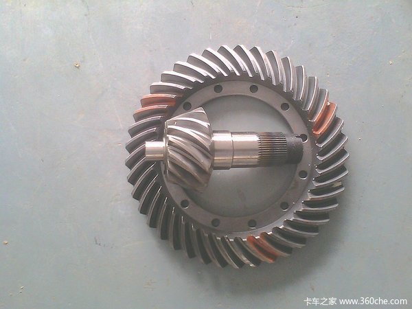 導(dǎo)向驅(qū)動和承載 車橋的結(jié)構(gòu)分類大家談