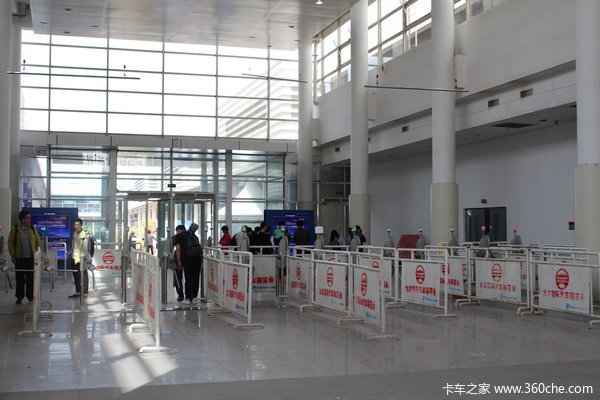 2016北京车展：艳遇1000万元德国曼房车