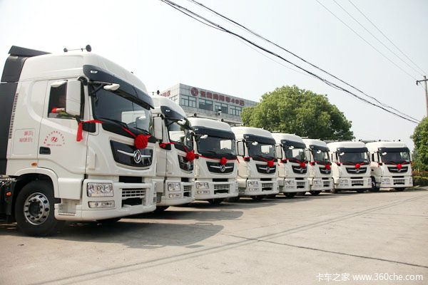 全新领驭 东风天龙旗舰6x4牵引宁波**