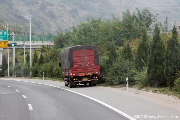 无人机抓拍+失信黑名单 要不要玩这么大