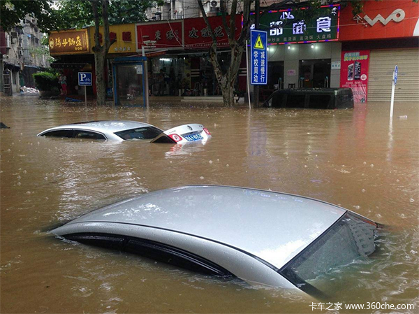 洪水当前：哪些卡车企业参与了抗洪抢险