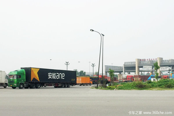 成都禁止17米5上高速 传闻到底是真是假