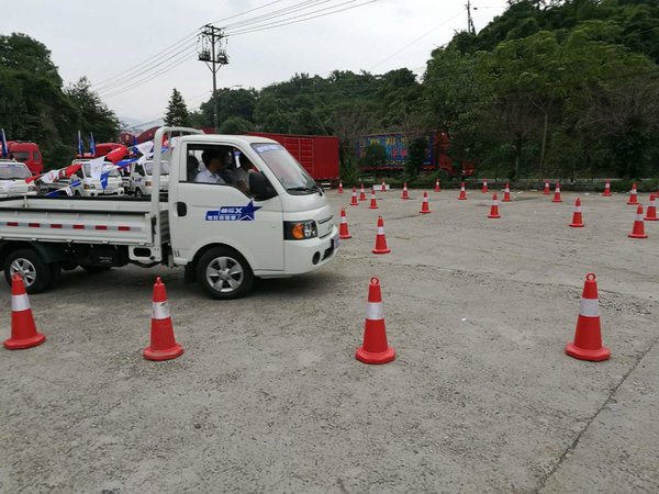 帅铃X驾控竞技赛暨国五上市会温州举办
