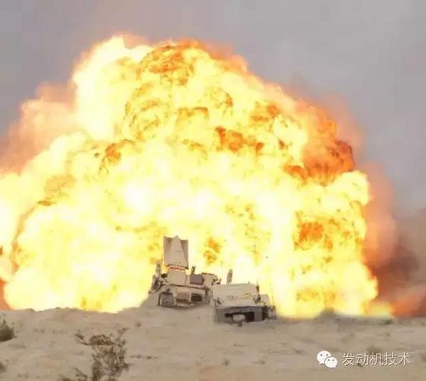 **用卡车 美帝魔改M1用C4爆破火箭扫雷