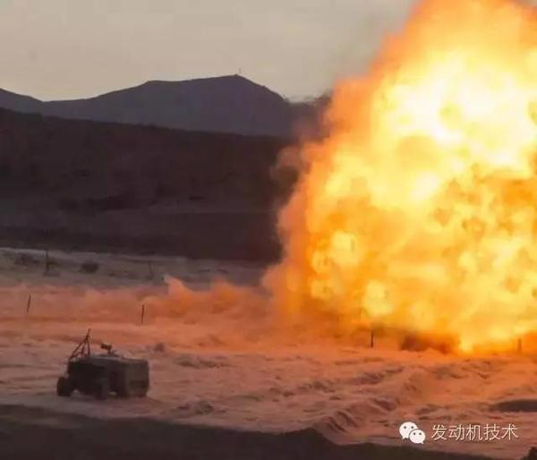 **用卡车 美帝魔改M1用C4爆破火箭扫雷