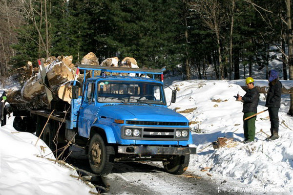 父親與卡車(1) 80年代第一次接觸日本車